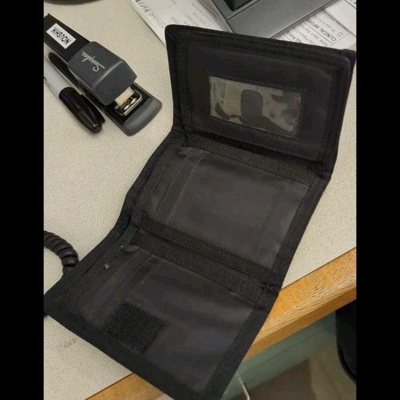 Kids wallet - Picture 3 of 3